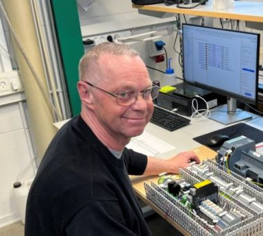 A big welcome to Kenneth