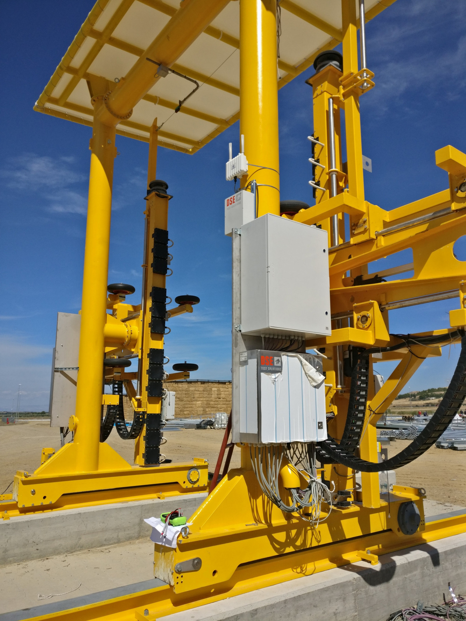 Moisture scanning system for trucks