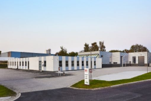 Take a virtual 3-D tour in our facilities