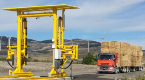 Moisture scanning system for trucks